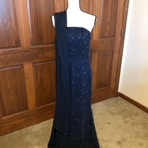 Alyce Paris Midnight Blue strapless prom dress